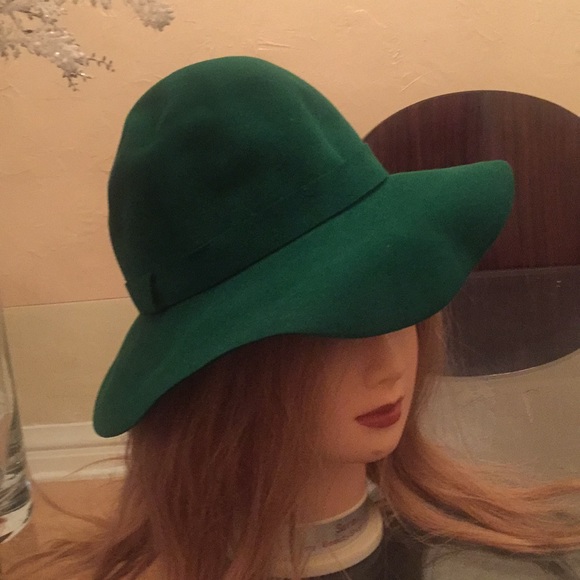 Vintage hat green made in Italy main image 4